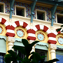 Détail de l'ancien Hôtel Alhambra, boulevard de Cimiez