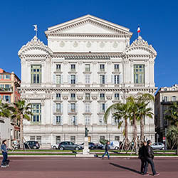 Façade sud de l'Opéra de Nice, quai des États-Unis