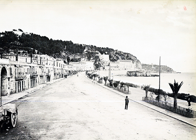 View of the quai des États-Unis, ca. 1880