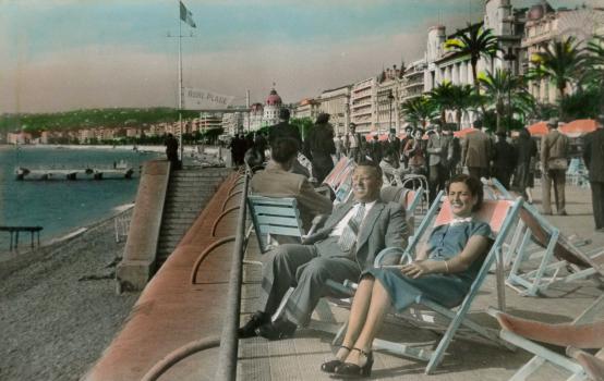 Stella et Joseph sur la chaise longue