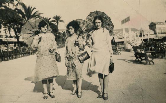 Marguerite, Louise Michelotti et une amie