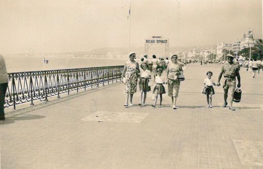 Famille Grimoux sur la Promenade
