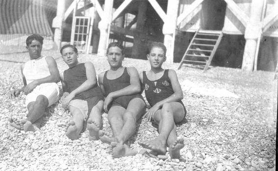 Brochette des nageurs niçois