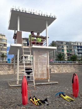 Un inconnu met de l'art sur les postes des Sapeurs Pompiers