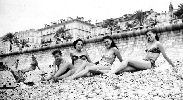 Lolita, Paulette, une amie et Nanou