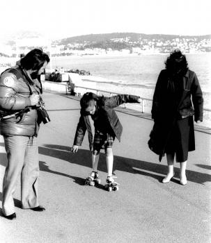 Initiation au rollers de Anne avec Rosa et Maurice
