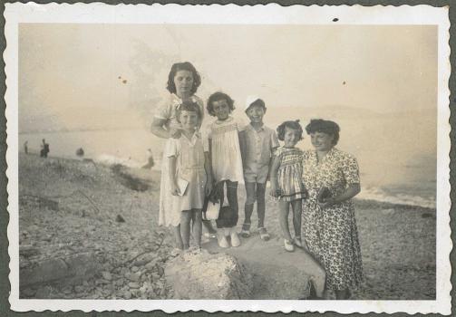 Mady, Annie, nièce Lecore, Jean, Annette et Mme Lecore Merilhou