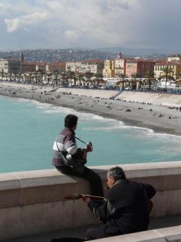 Des musiciens  sur la Prom' à Rauba Capeu