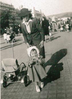 Premiers pas de Jean-Paul sur la Promenade