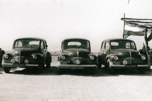Les 4CV Renault engagées dans le Rallye des Alpes 18 juillet 1948