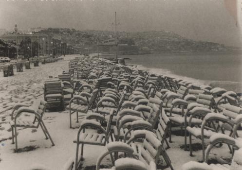 1956 Fevrier - la Promenade sous la neige
