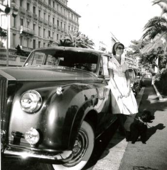 Jacqueline (devant le West-End)
