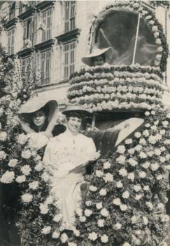 Famille March à la bataille des fleurs