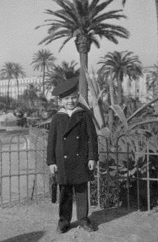 Anselme dans le jardin Albert 1er