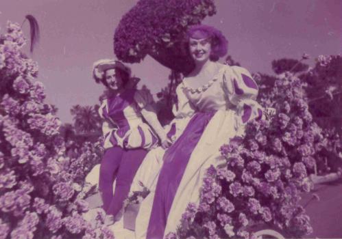 Monique Maria et Christiane Bianco (Bouquet de violettes)
