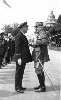 Remise de la médaille de la Légion d'honneur à Emile Maria